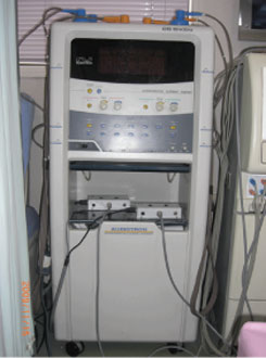 干渉電流型低周波治療器　オージオトロン